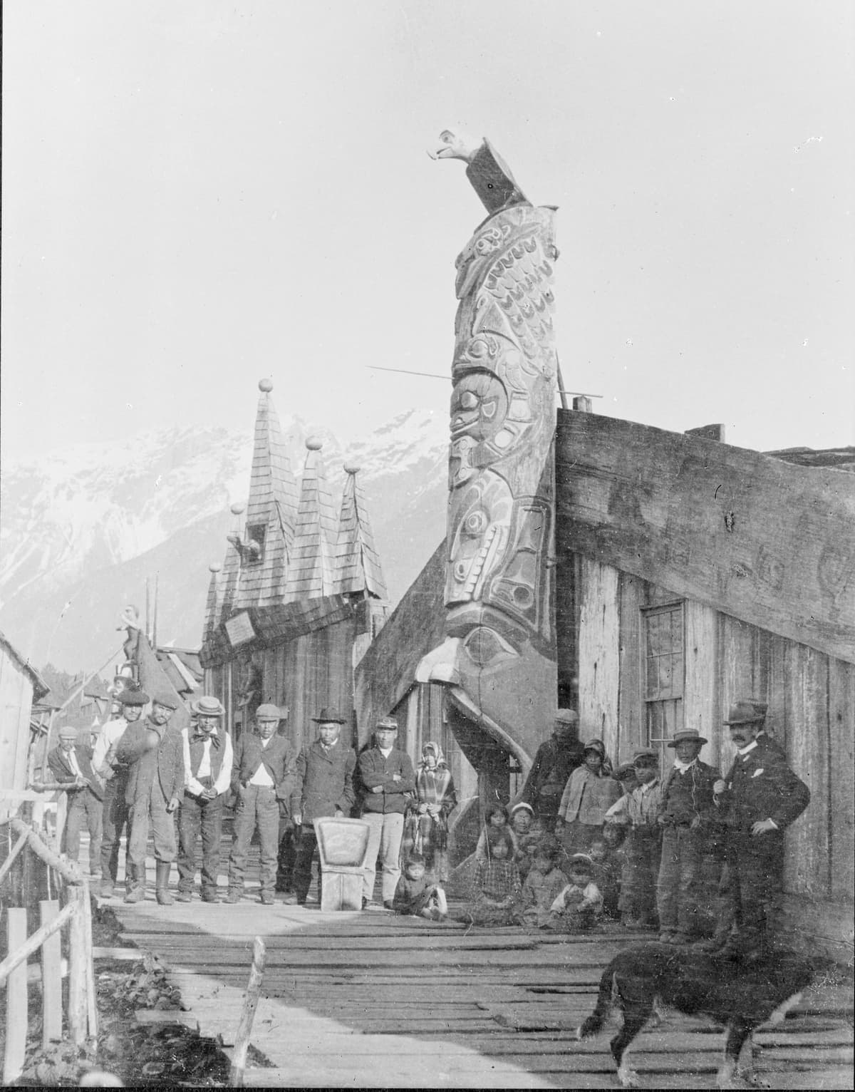 Nuxalk village and Clallamin House totem, Bella Coola Valley